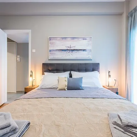 Elegant Living At The Heart Of Athens-3